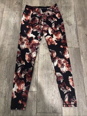 Victoria Sport Floral Print Women's Leggings size medium